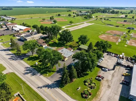 1126 East State Street Sycamore IL 60178