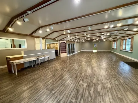 1126 East State Street Sycamore IL 60178