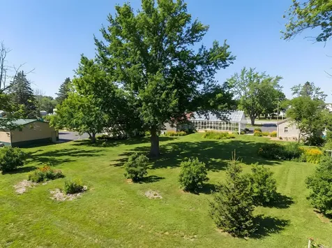 1126 East State Street Sycamore IL 60178