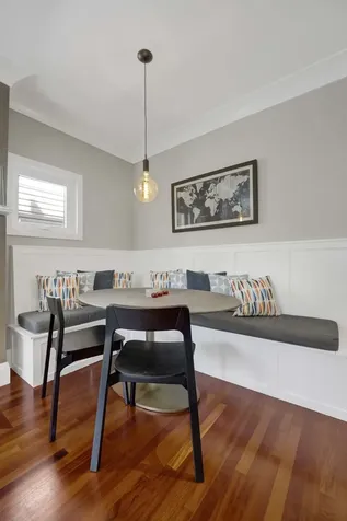 1621 West Rosehill Drive Chicago IL 60660