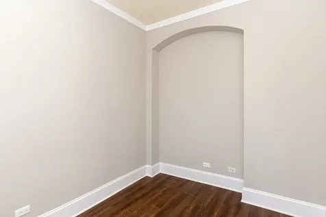 817 West Lakeside Place Chicago IL 60640