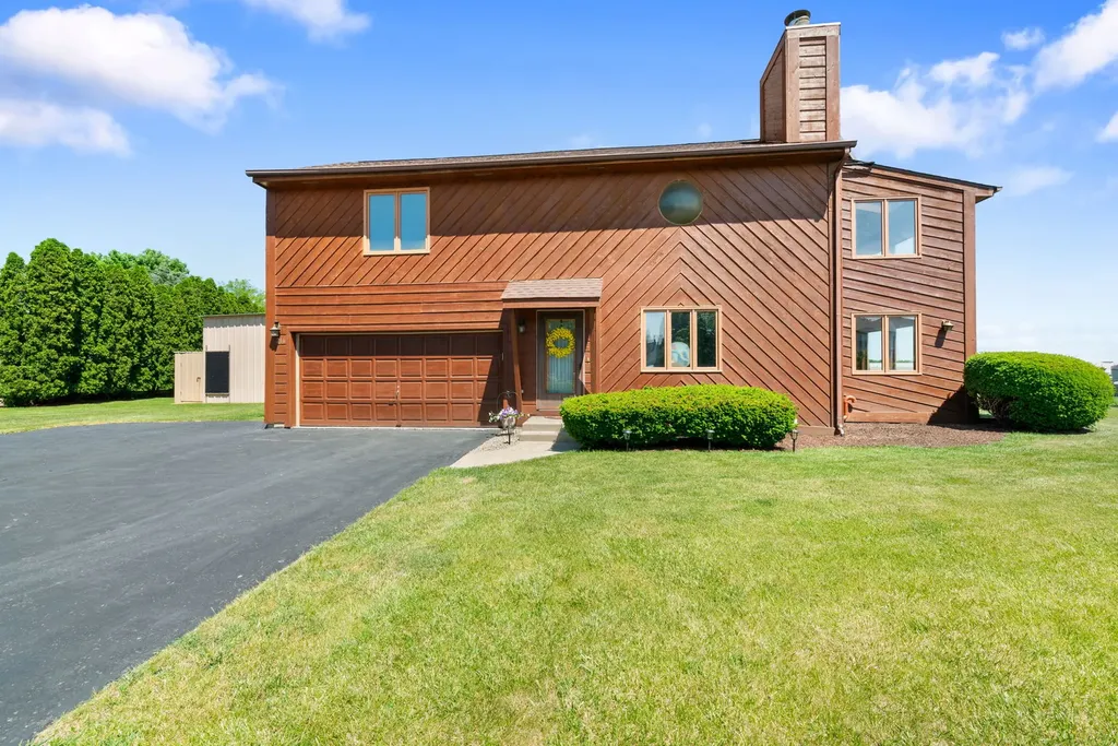 216 Sunshine Drive Bolingbrook IL 60490