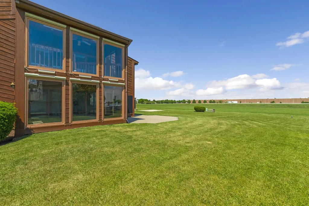 216 Sunshine Drive Bolingbrook IL 60490