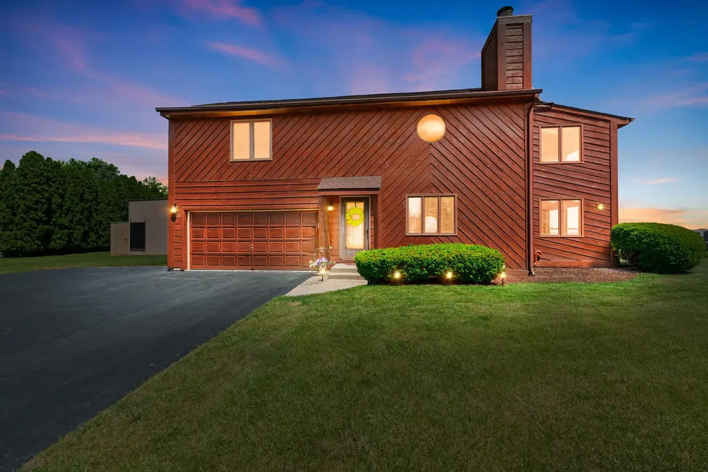 216 Sunshine Drive Bolingbrook IL 60490
