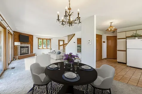 216 Sunshine Drive Bolingbrook IL 60490
