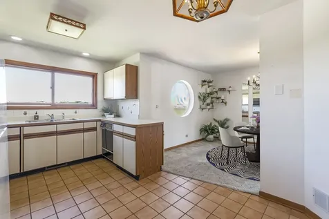 216 Sunshine Drive Bolingbrook IL 60490