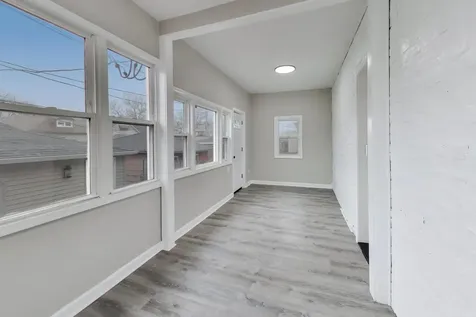 7818 South Merrill Avenue Chicago IL 60649