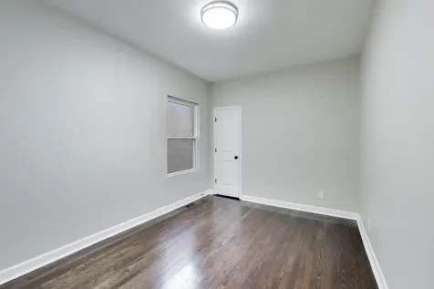 7818 South Merrill Avenue Chicago IL 60649