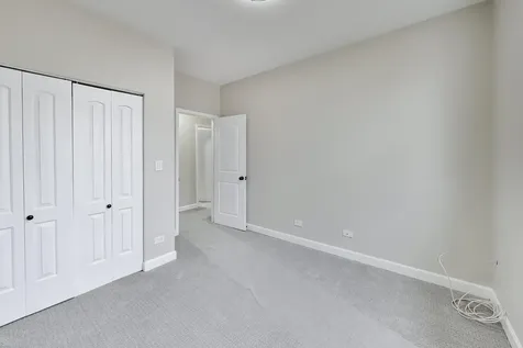 7818 South Merrill Avenue Chicago IL 60649
