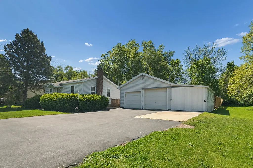 230 West Joliet Highway New Lenox IL 60451