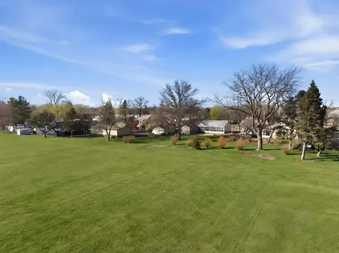1126 East State Street Sycamore IL 60178