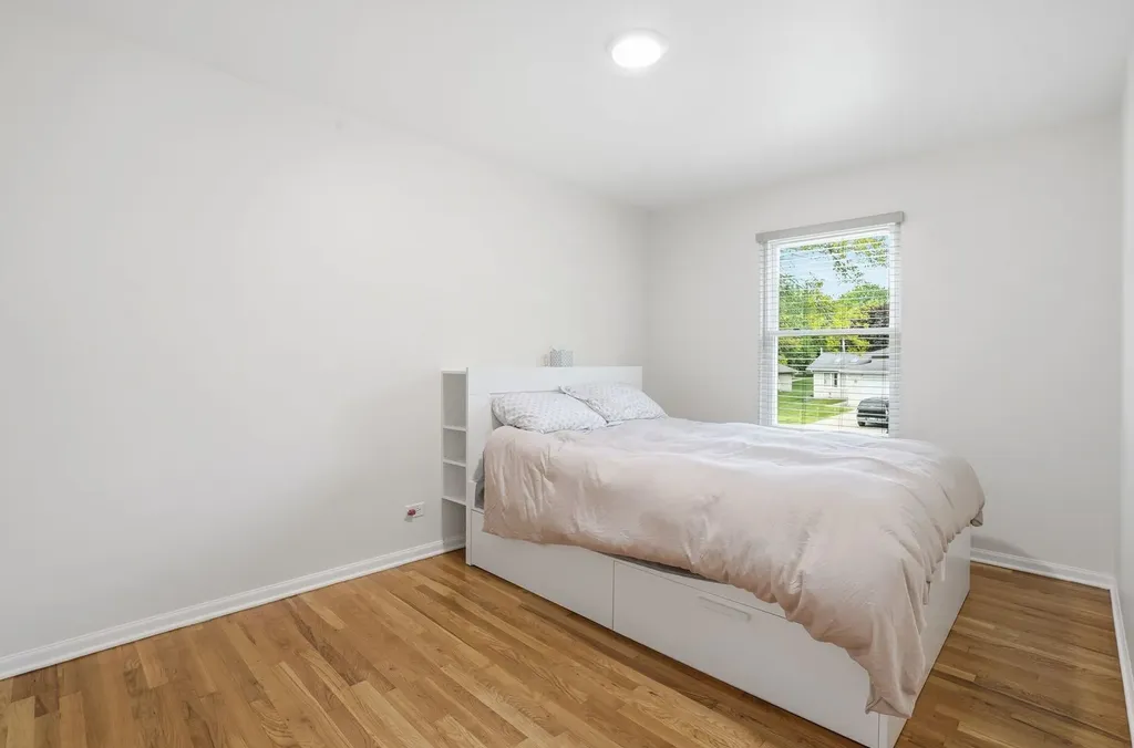 6212 Leonard Avenue Downers Grove IL 60516