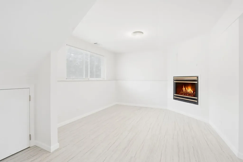6212 Leonard Avenue Downers Grove IL 60516