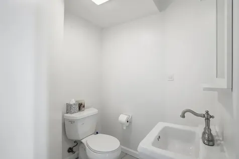 6212 Leonard Avenue Downers Grove IL 60516