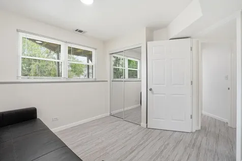 6212 Leonard Avenue Downers Grove IL 60516