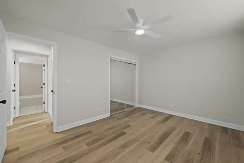 10121 Hartford Court Schiller Park IL 60176