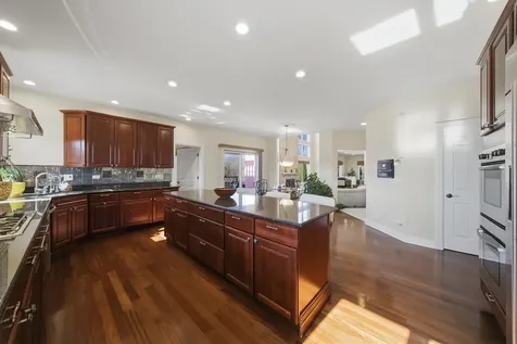 9 Falcon Lakes Drive South Barrington IL 60010