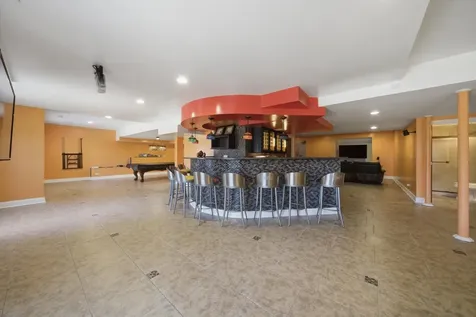 9 Falcon Lakes Drive South Barrington IL 60010