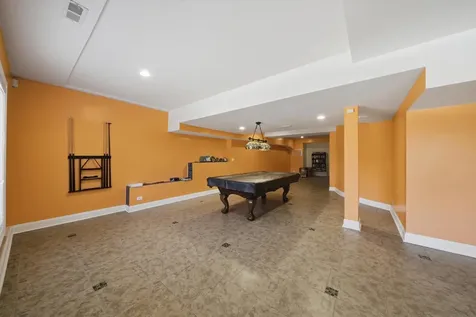 9 Falcon Lakes Drive South Barrington IL 60010