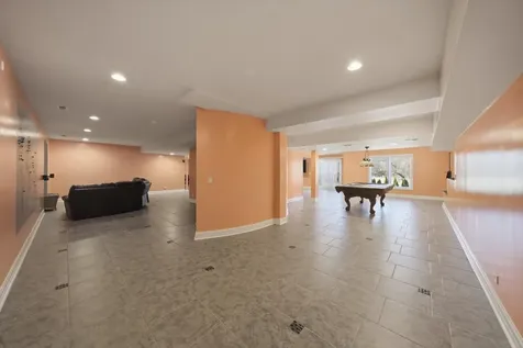 9 Falcon Lakes Drive South Barrington IL 60010