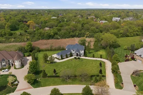 9 Falcon Lakes Drive South Barrington IL 60010
