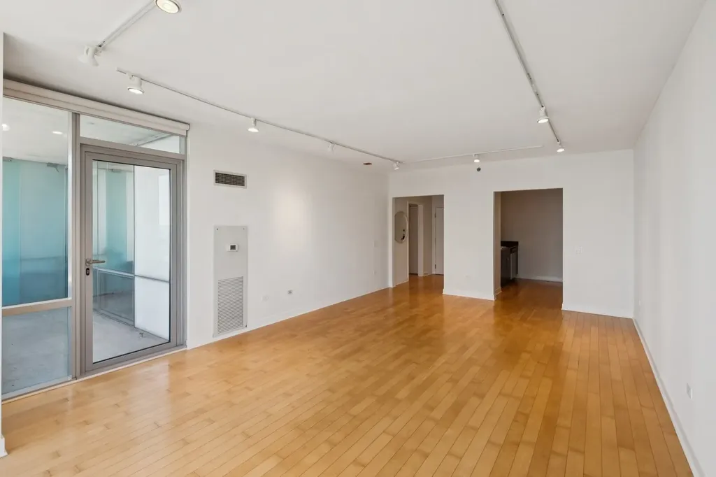 8 East Randolph Street Chicago IL 60601