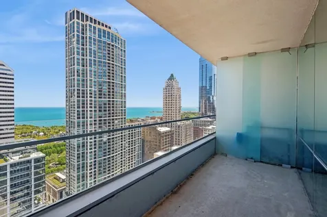 8 East Randolph Street Chicago IL 60601