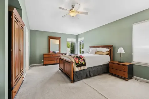 3102 Merrywell Court Carpentersville IL 60110