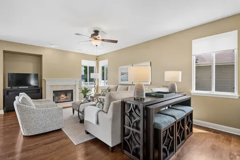 3102 Merrywell Court Carpentersville IL 60110