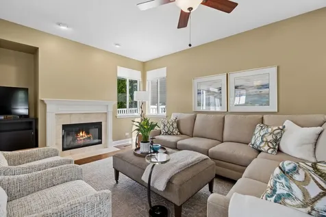 3102 Merrywell Court Carpentersville IL 60110