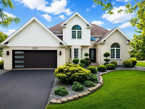 2151 Bluestem Parkway Lynwood IL 60411