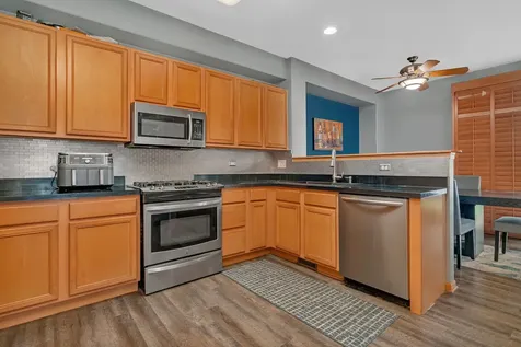 16107 Huron Street Crest Hill IL 60403
