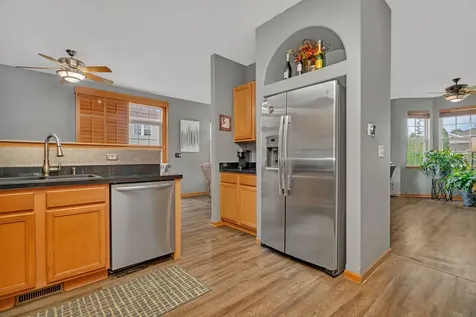 16107 Huron Street Crest Hill IL 60403