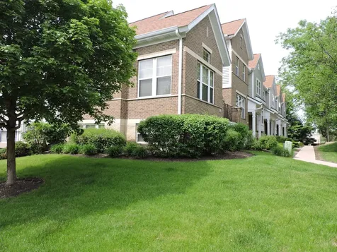 5640 Cambridge Way Hanover Park IL 60133