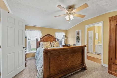 49 Coachman Drive Monticello IL 61856