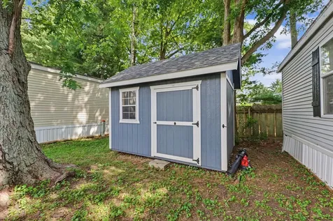 49 Coachman Drive Monticello IL 61856