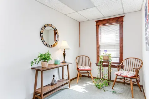 422 W Wesley Street Wheaton IL 60187