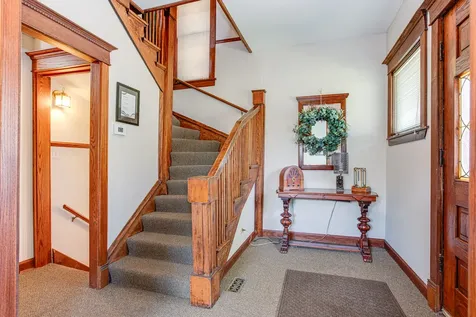 422 W Wesley Street Wheaton IL 60187
