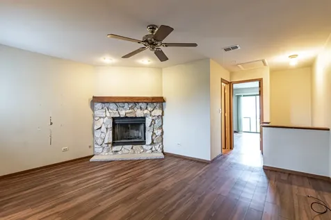 17490 West Chestnut Lane Gurnee IL 60031