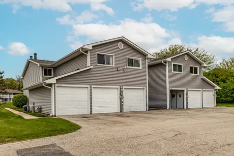 17490 West Chestnut Lane Gurnee IL 60031