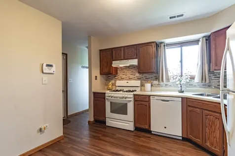 17490 West Chestnut Lane Gurnee IL 60031