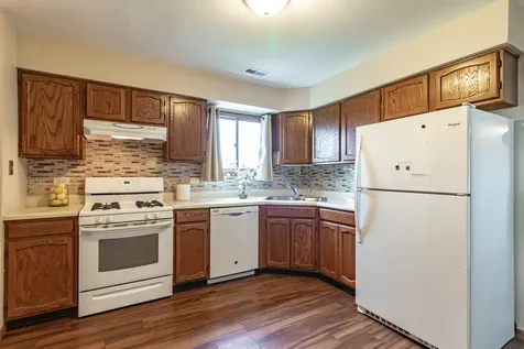 17490 West Chestnut Lane Gurnee IL 60031