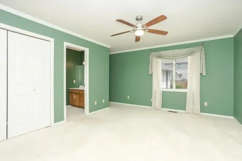 5 Downing Circle Bloomington IL 61704