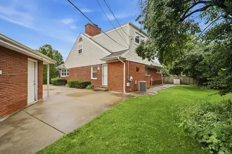 114 North Lancaster Street Mount Prospect IL 60056