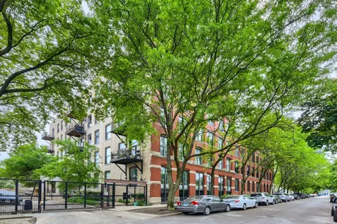 2511 West Moffat Street Chicago IL 60647