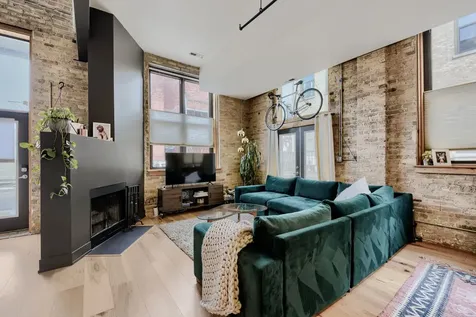 2511 West Moffat Street Chicago IL 60647