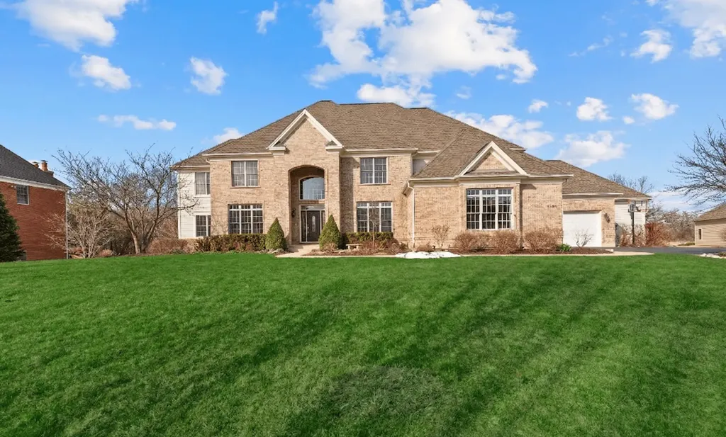 28730 West Harvest Glen Circle Cary IL 60013