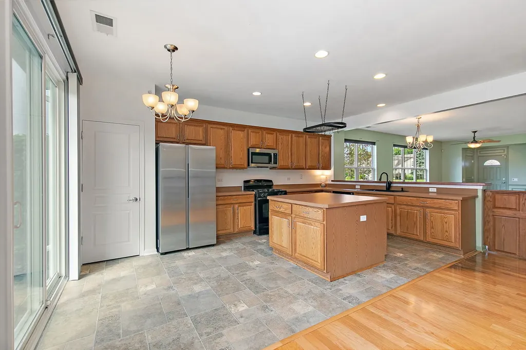 12547 Carmel Court Huntley IL 60142