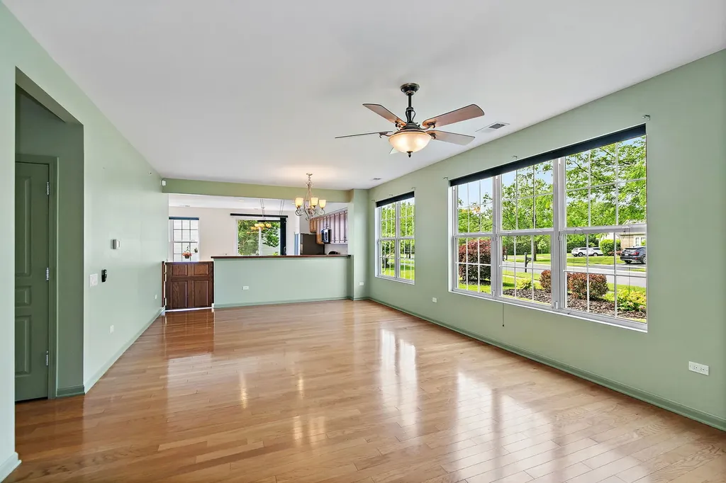 12547 Carmel Court Huntley IL 60142