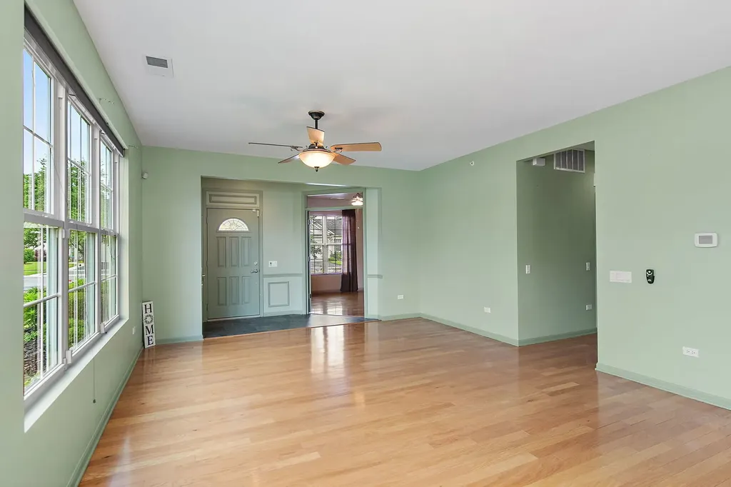 12547 Carmel Court Huntley IL 60142